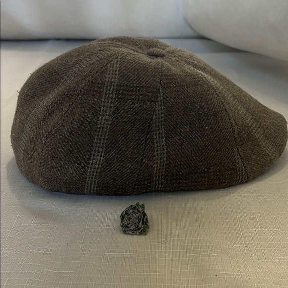 Boston Scally Steel Rose Gray Plaid Cap and Pin - Picture 5 of 10